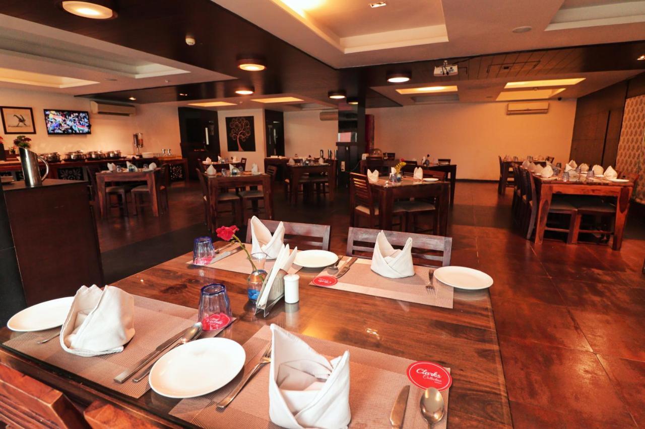 Hotel Clarks Collection Vadodara Eksteriør billede